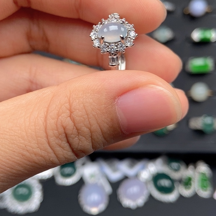 翡翠未镶嵌戒指戒指