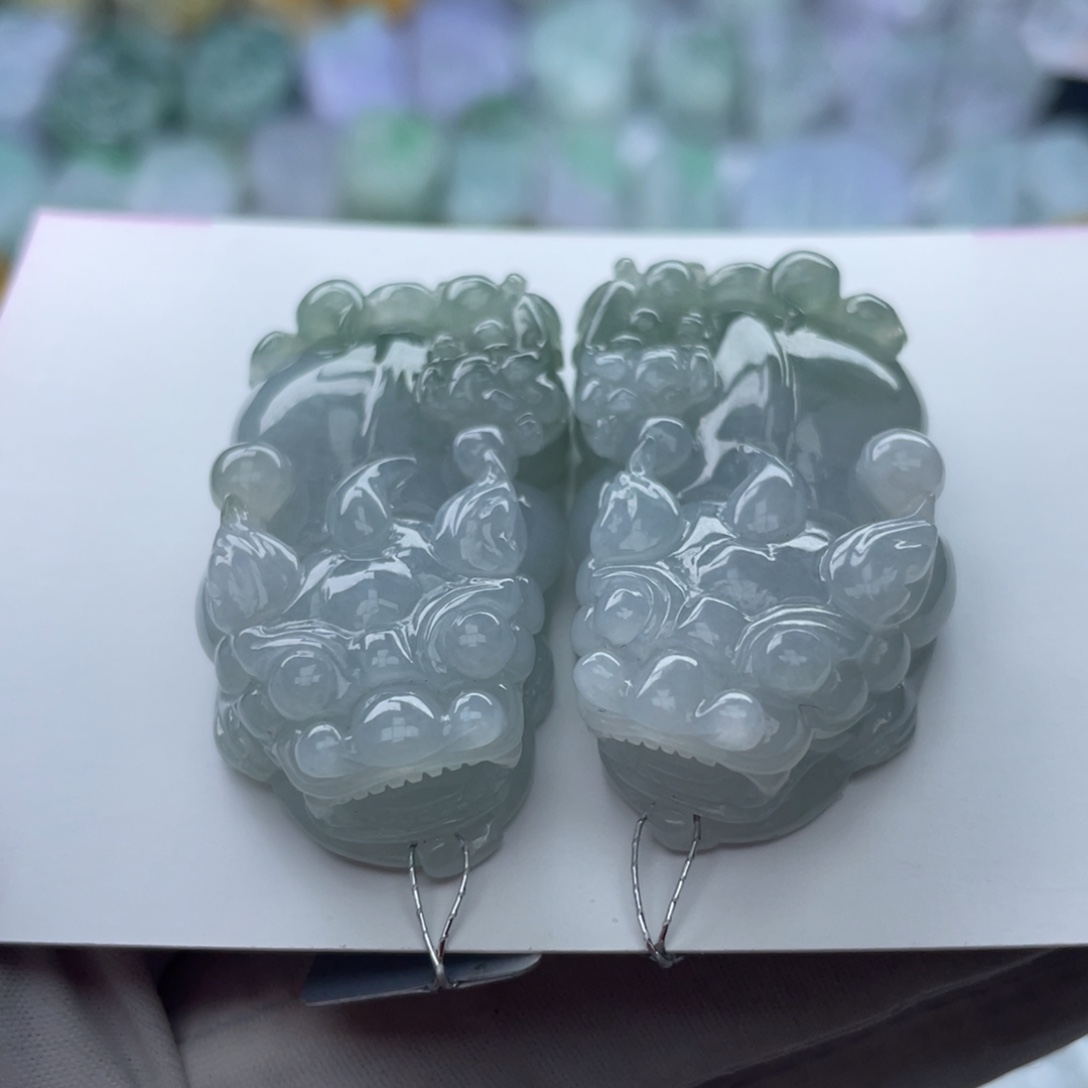 翡翠颈饰未镶嵌貔貅