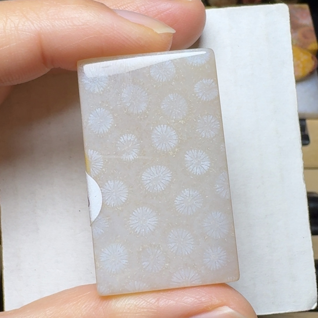 硅化玉糖白冰花花未镶嵌