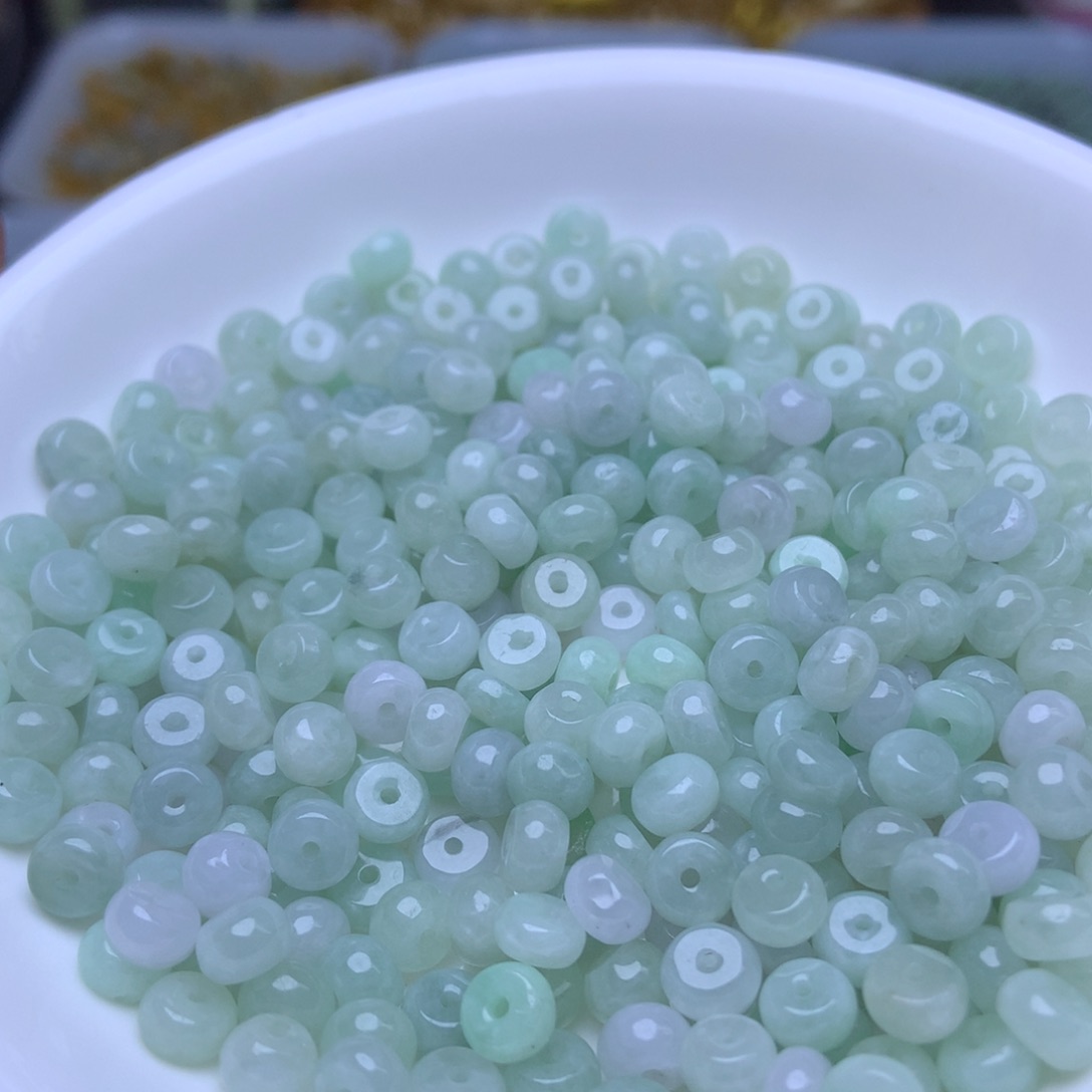 未镶嵌手链翡翠卡3乘5.5冰果绿算盘100个