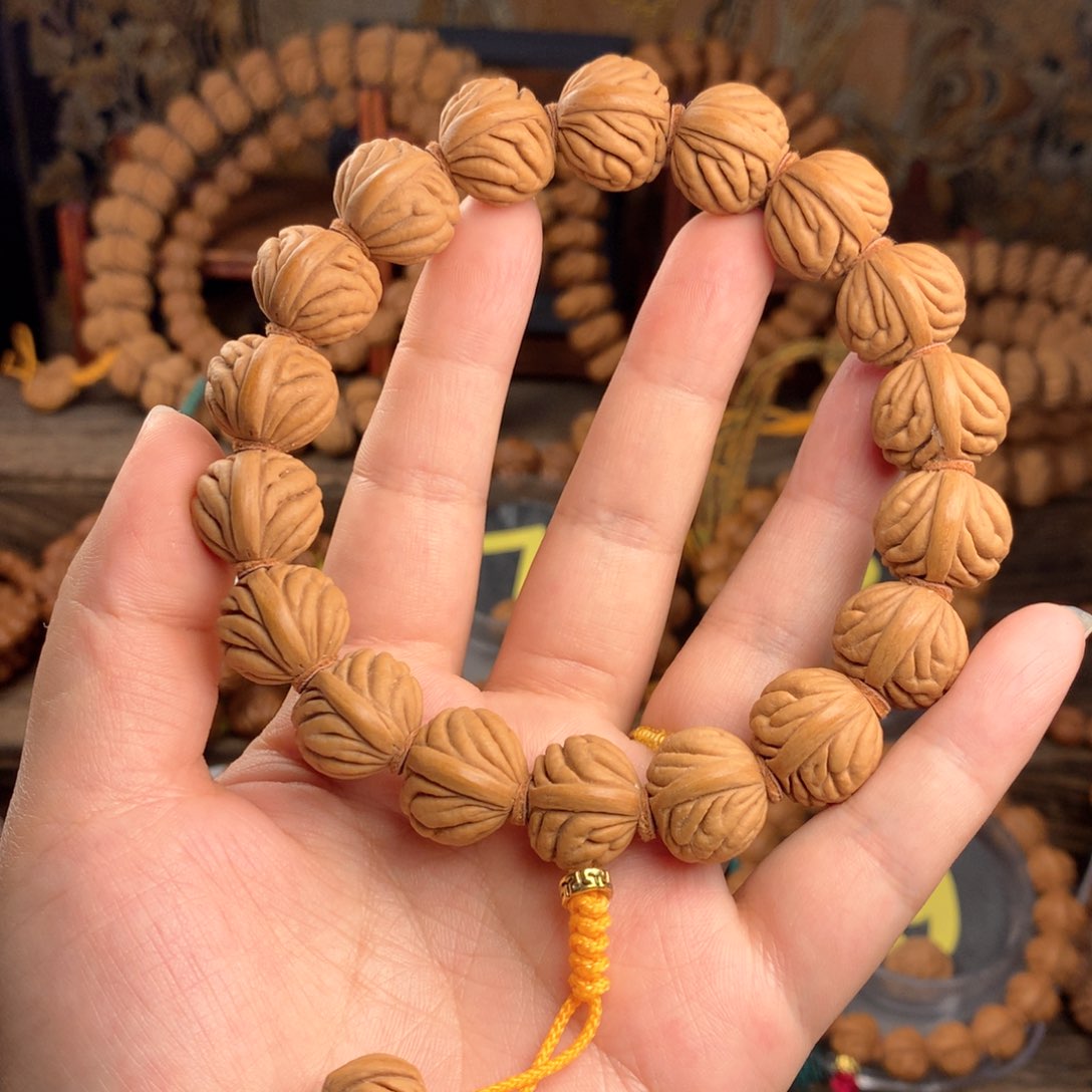 桃核手串16祥云桃核手串