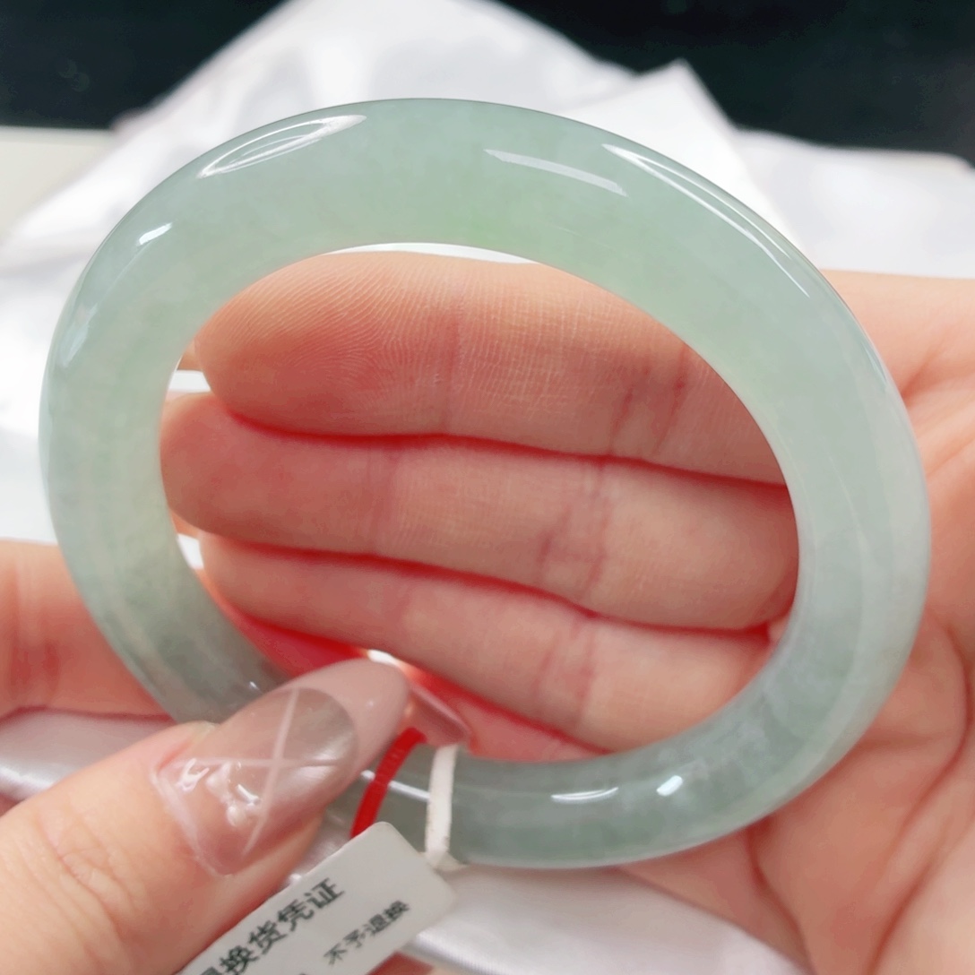 翡翠未镶嵌手镯57.9x77