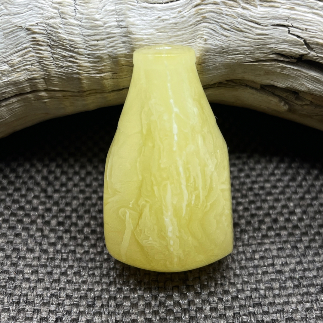 原矿蜜蜡鸡油黄虎皮花精工三通17×30mm