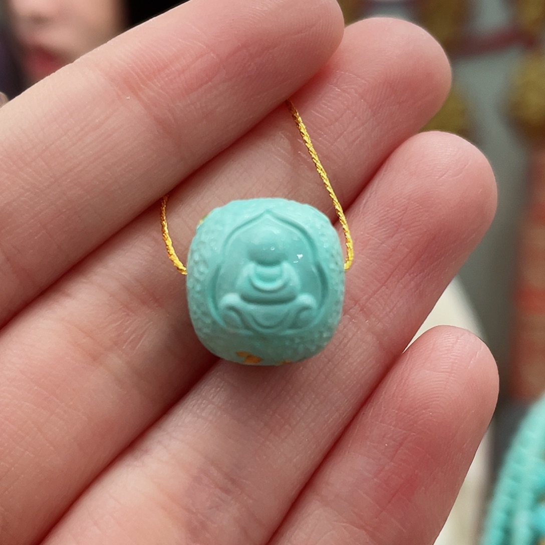 绿松石颈饰未镶嵌