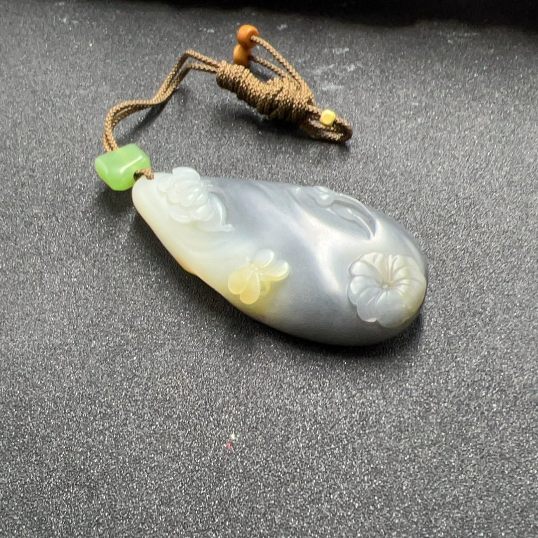 BY0207FLPC272 和田玉连年有余