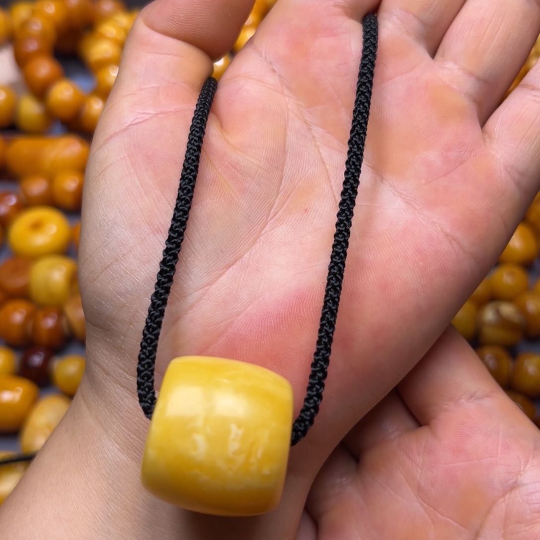 琥珀未镶嵌吊坠(不含链)