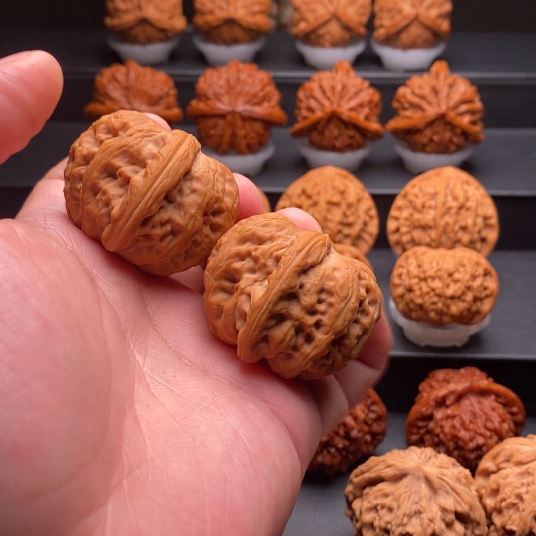 文玩核桃把件41平谷元宝