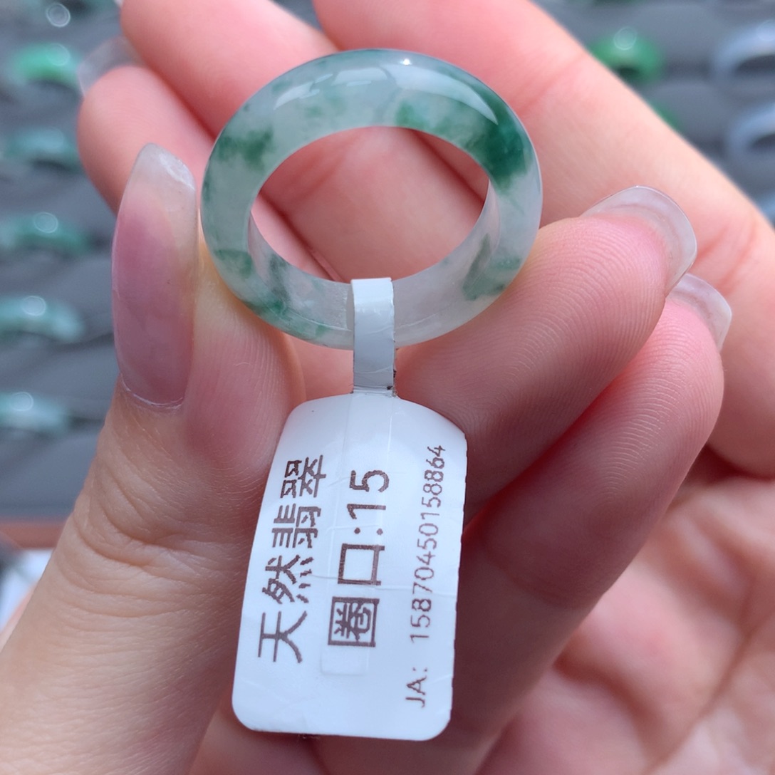 翡翠戒指未镶嵌天然