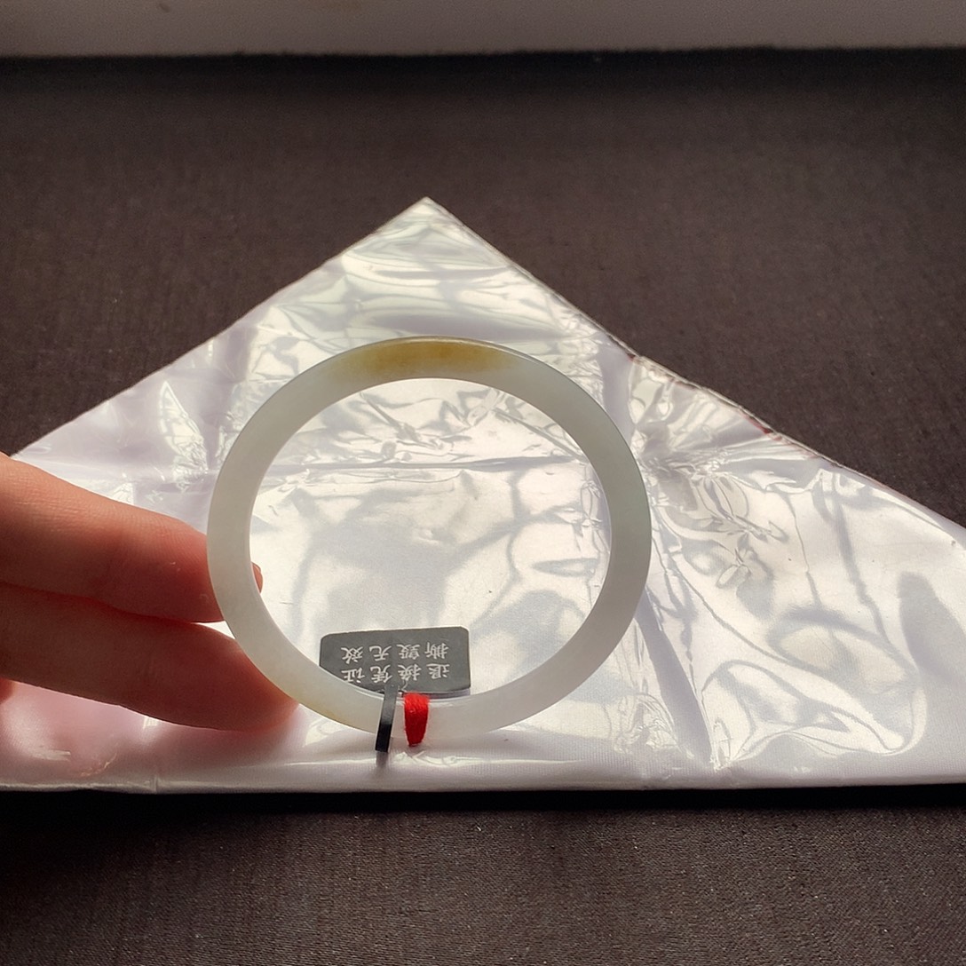 翡翠未镶嵌手镯53