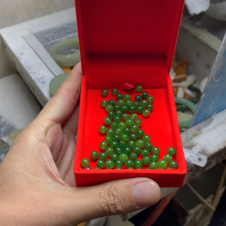 未镶嵌和田玉珠宝半成品