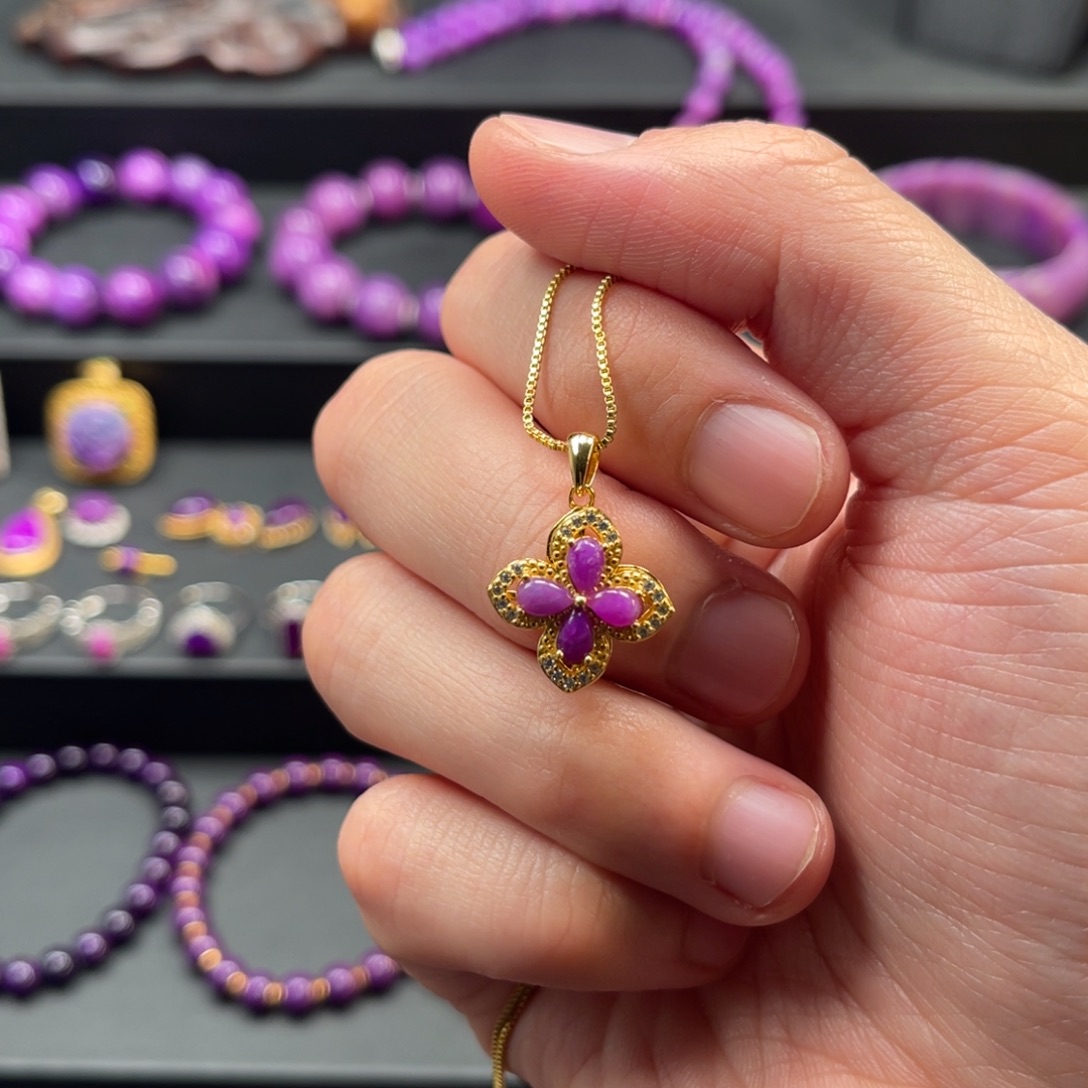 苏纪石（舒俱来）银S925镀金镶嵌吊坠