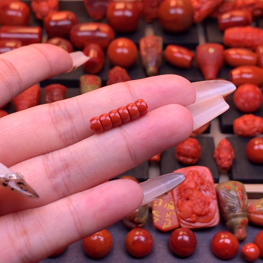 南红玛瑙未镶嵌原矿精工直切隔片5.3mm