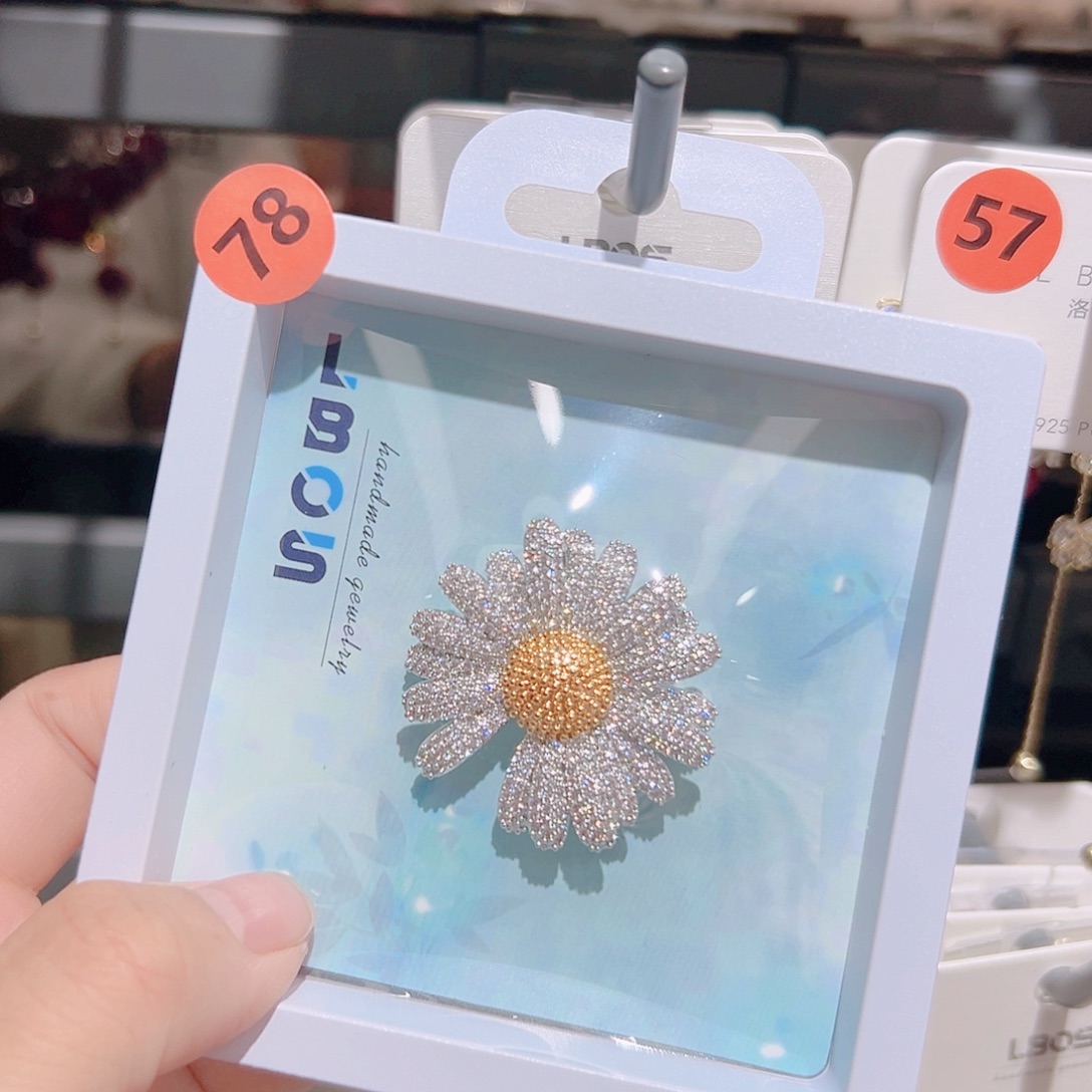 锆石纯铜合金耳环的