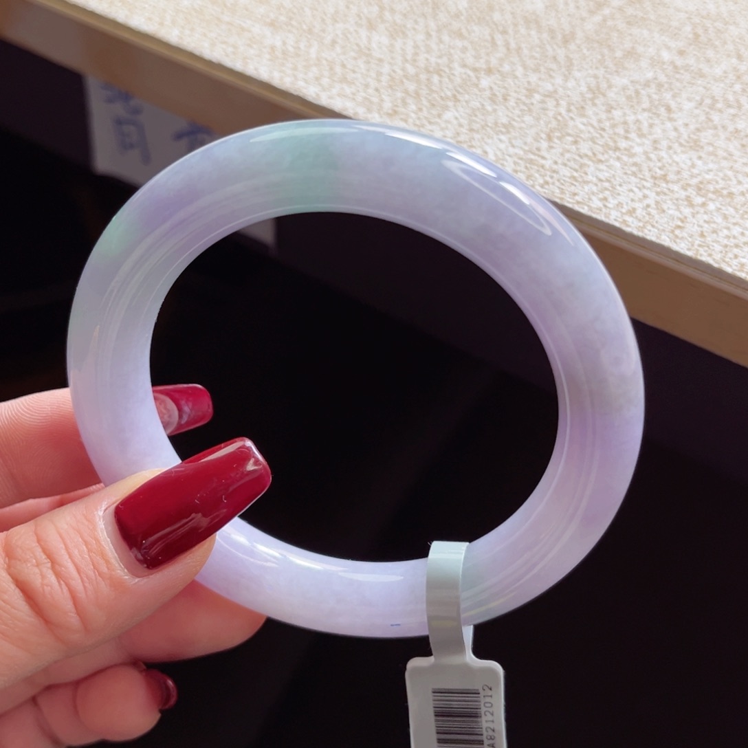 翡翠手镯未镶嵌手镯