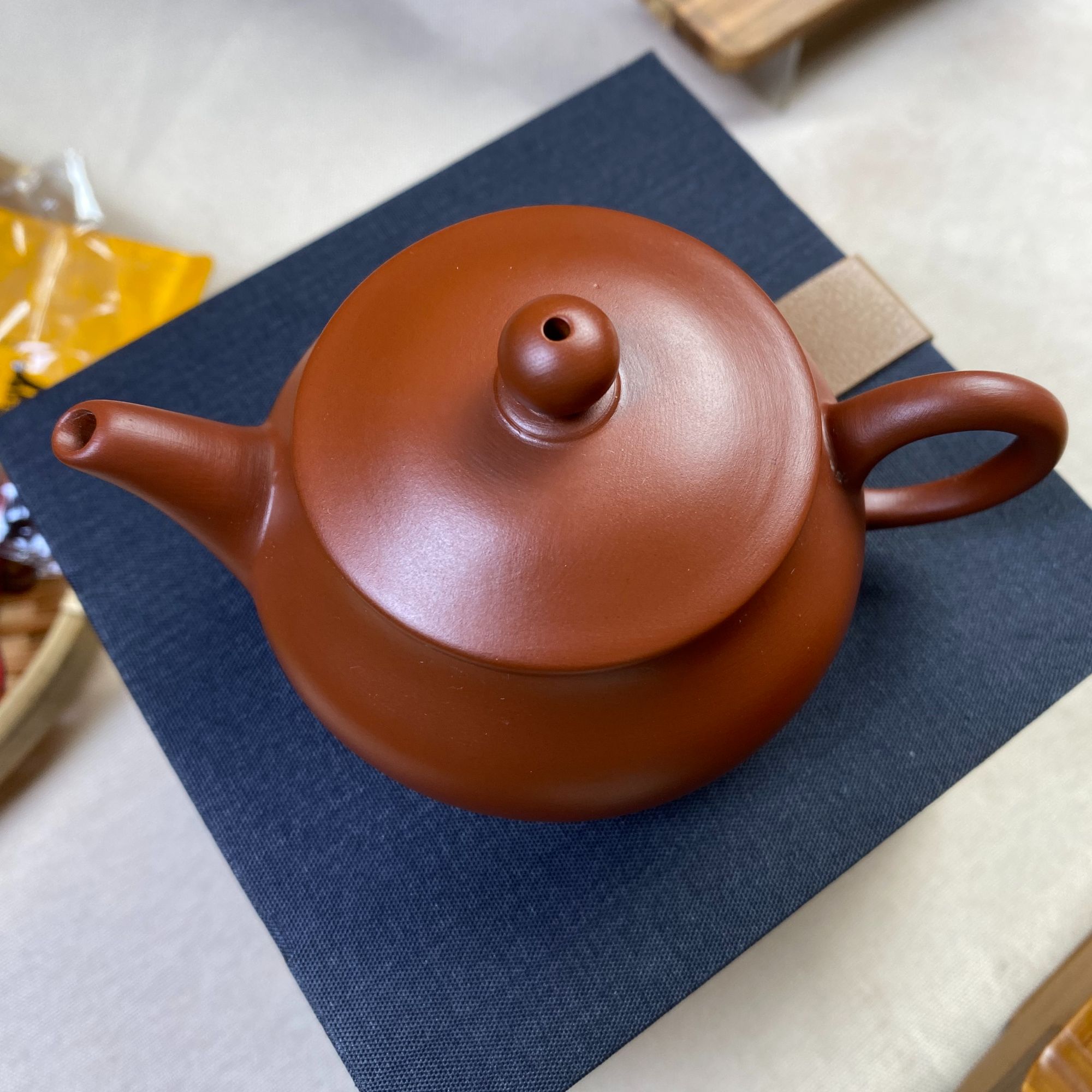 潮州朱泥壶手拉壶半手工 明炉90毫升 壶盖壶底微瑕 介意勿拍！