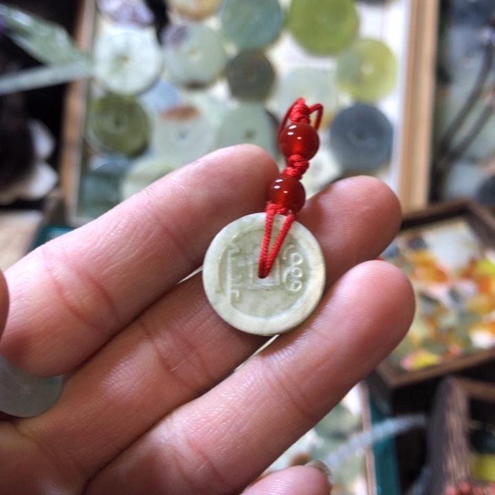 岫玉岫玉手机链合金