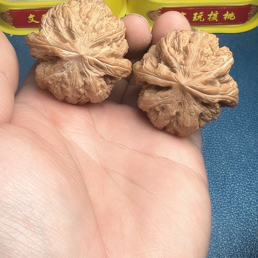 文玩核桃把件44大粗筋