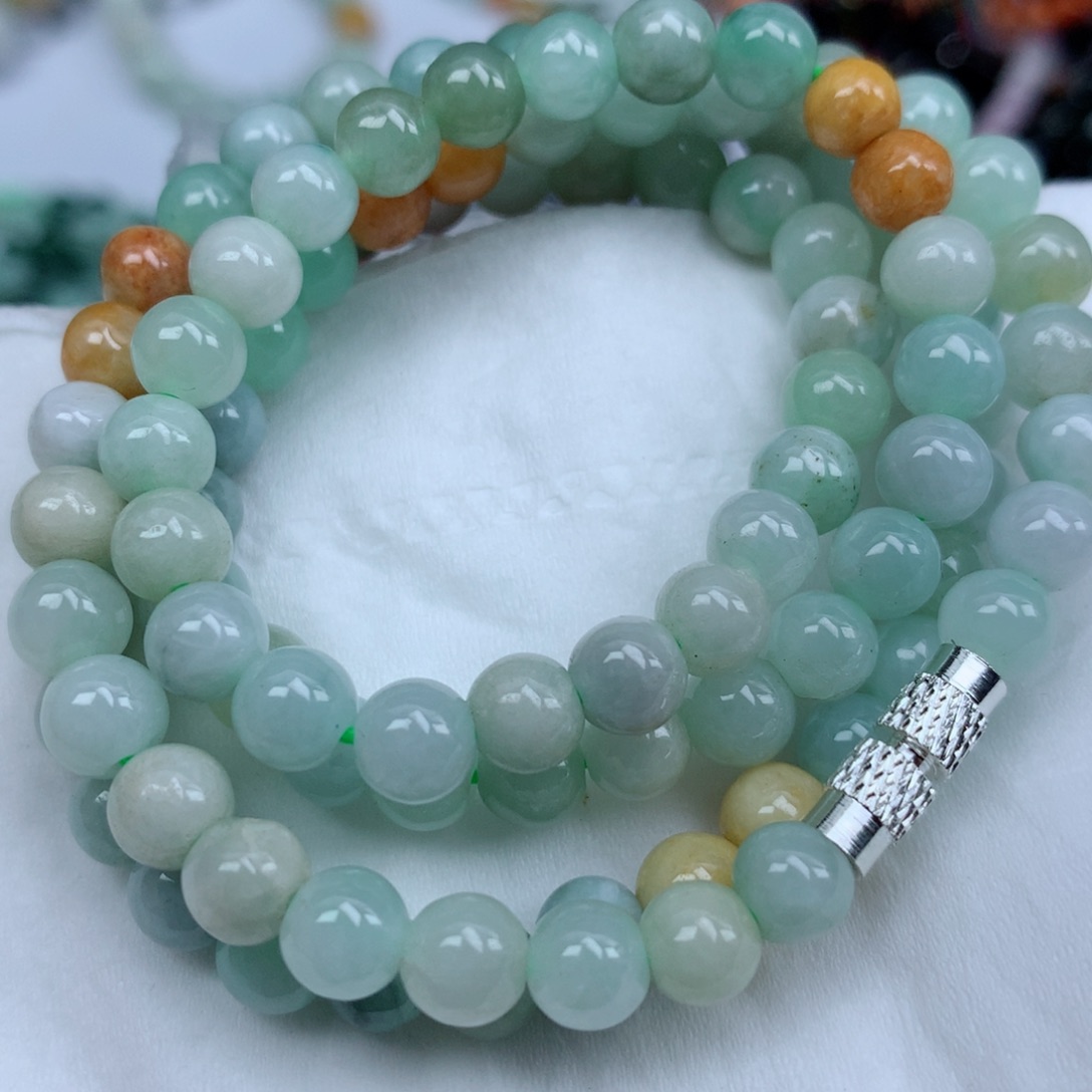 翡翠颈饰未镶嵌珠子