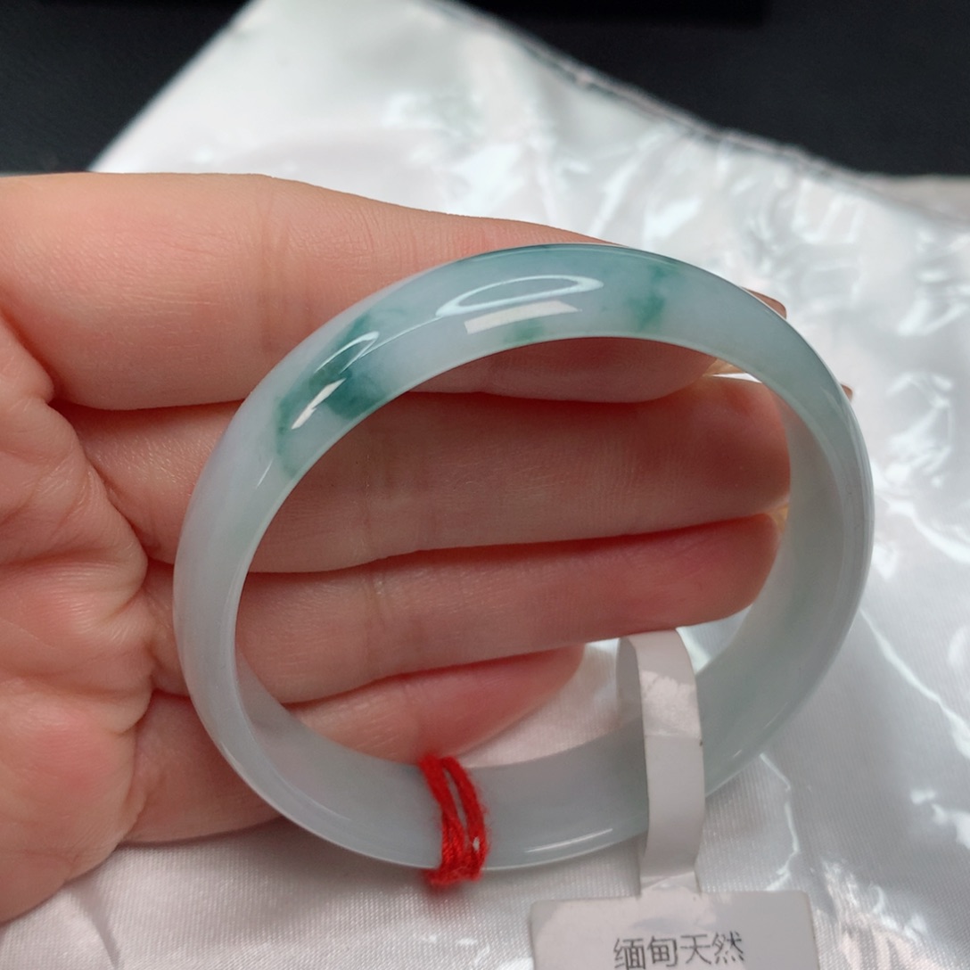翡翠手镯未镶嵌50-51 公主镯