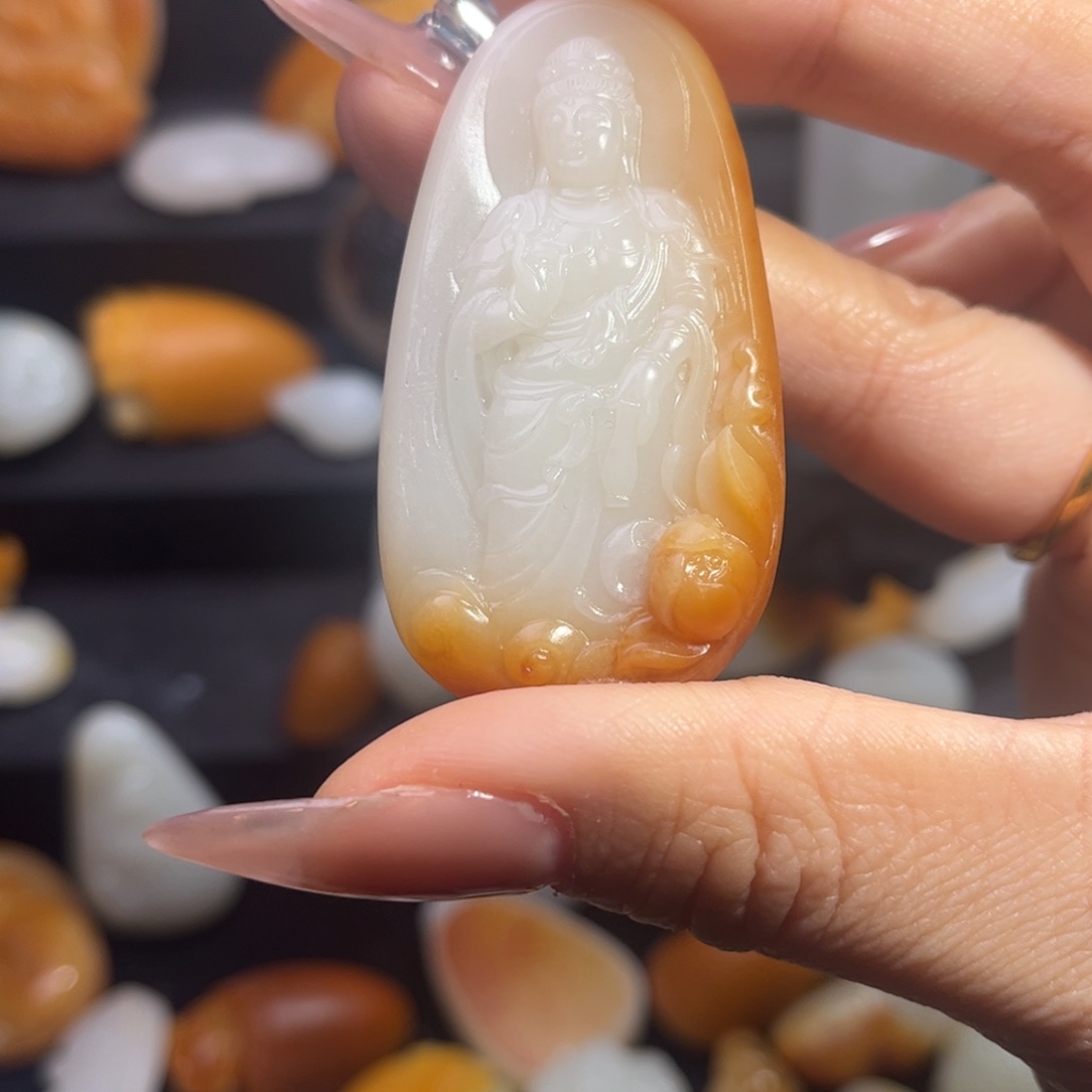 和田玉颈饰未镶嵌浴**生