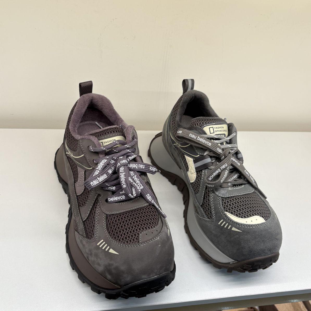 冬季加绒时尚百搭厚底老爹鞋女款网面系带休闲运动鞋