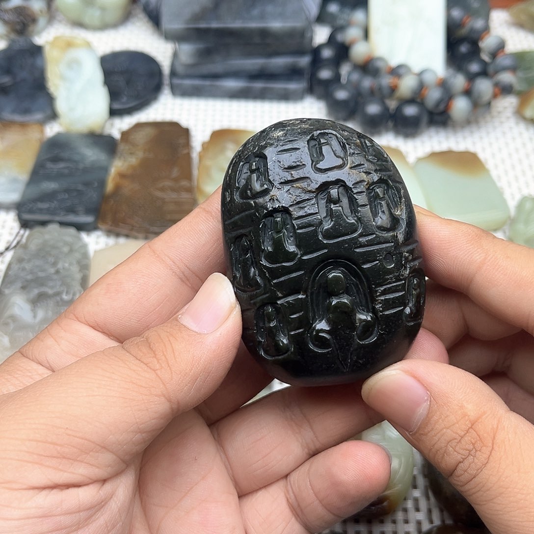 和田玉挂件未镶嵌