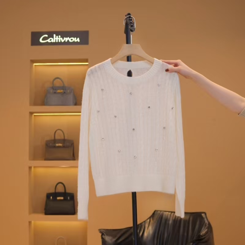 时尚设计感圆领镶钻长袖针织衫-Y15118