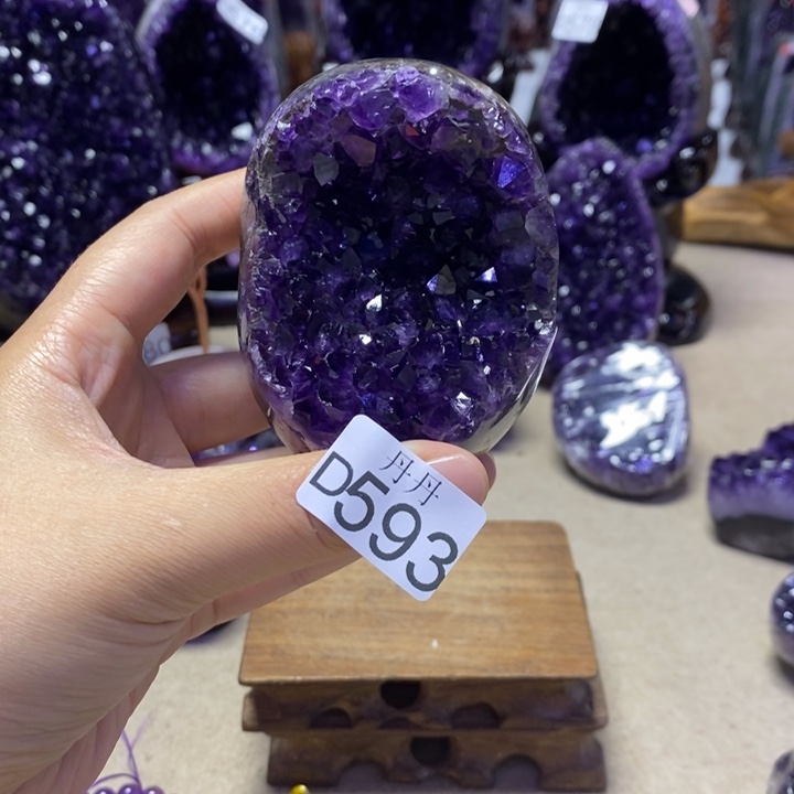 未镶嵌大型摆件（非配饰）水晶