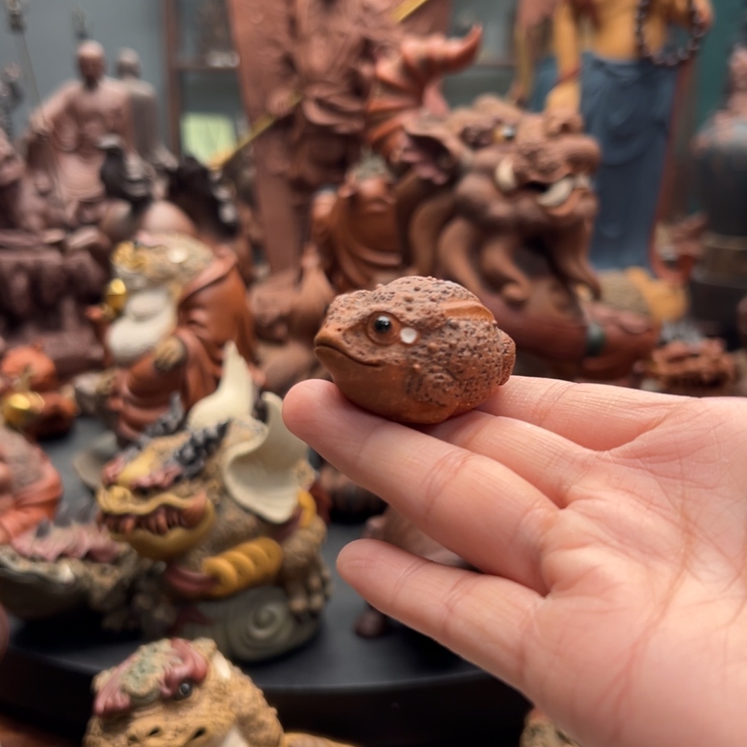 紫砂茶宠拇指蛙子夜