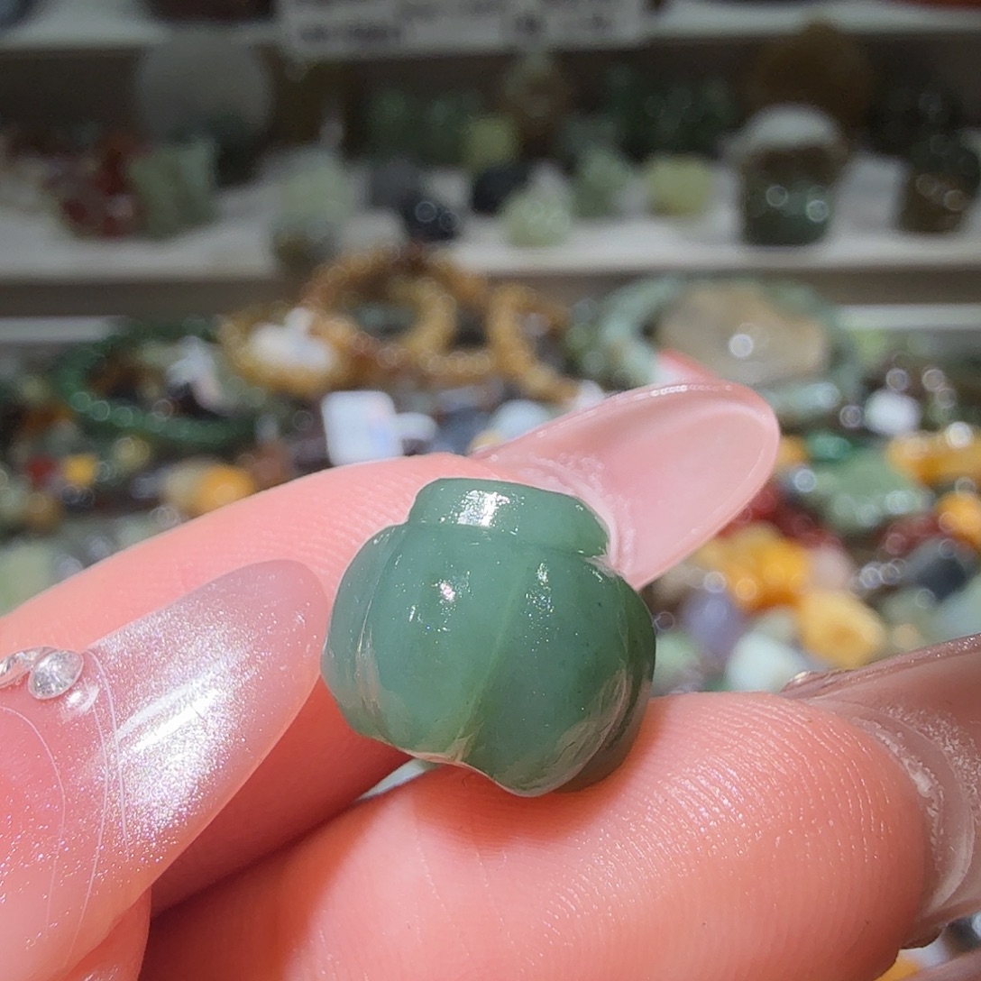 和田玉未镶嵌珠宝奇石