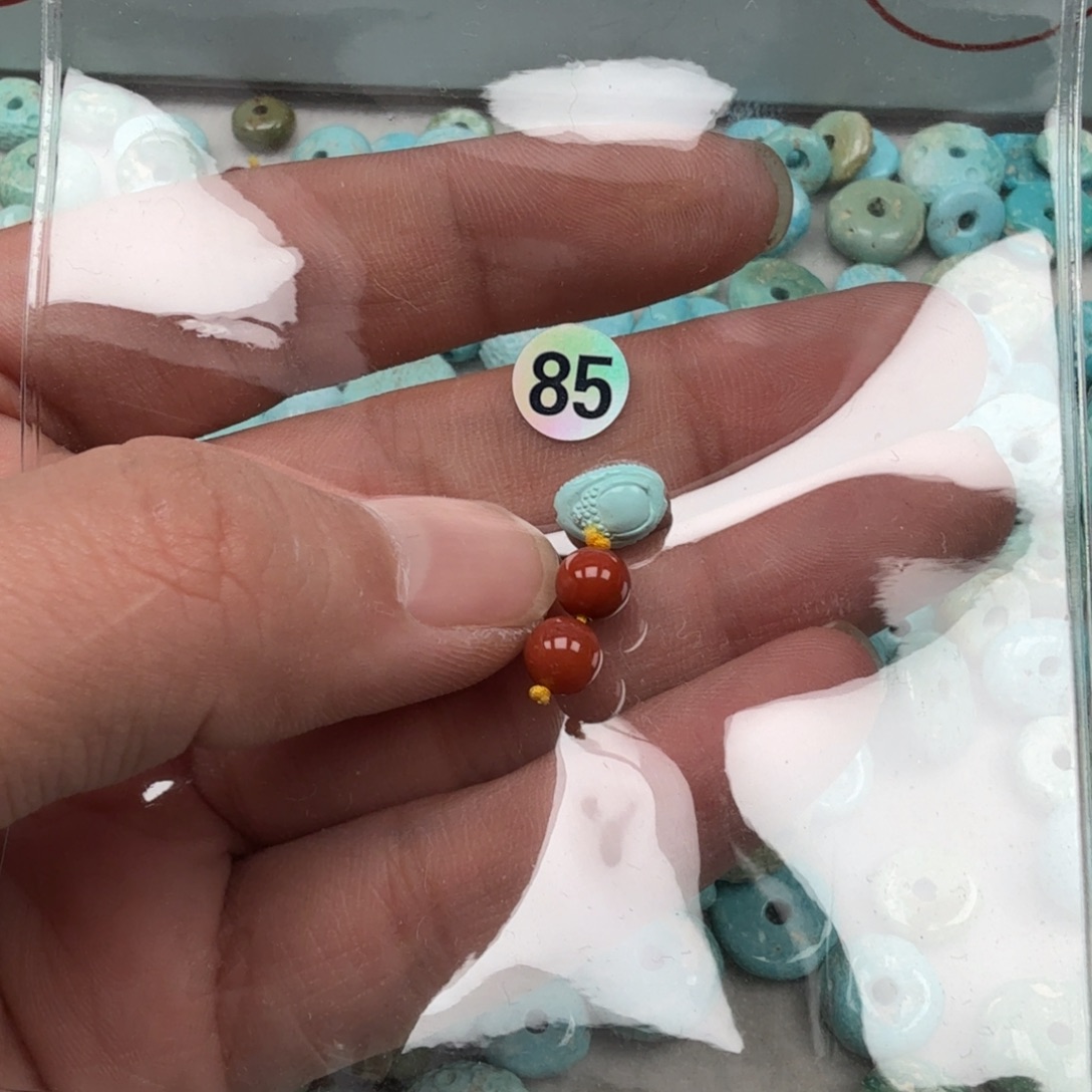 南红玛瑙未镶嵌珠宝奇石