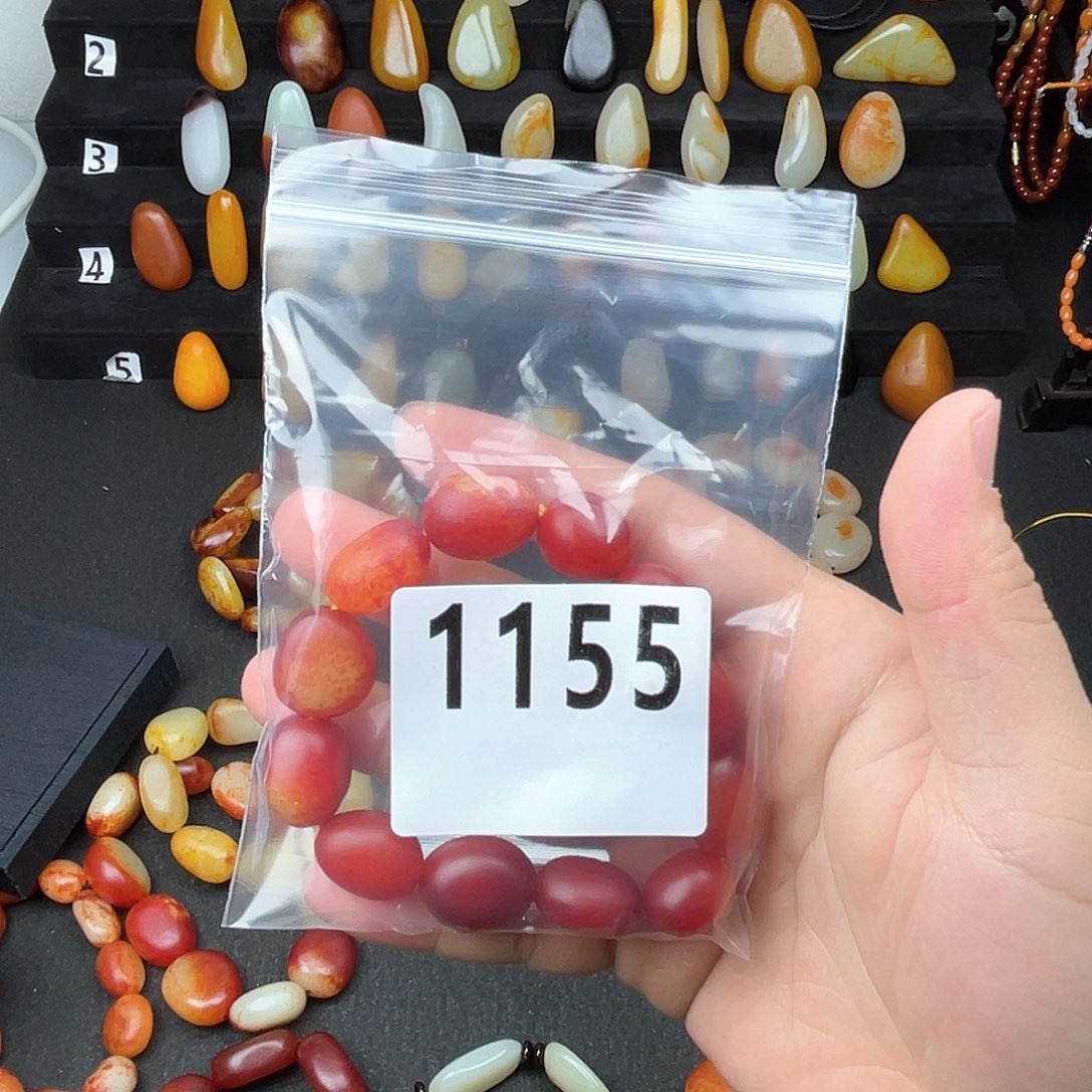 和田玉吊坠(赠链)未镶嵌王*