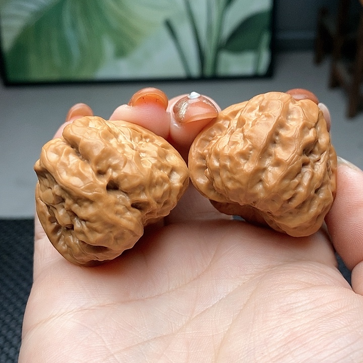 文玩核桃把件养***于蛙蛙