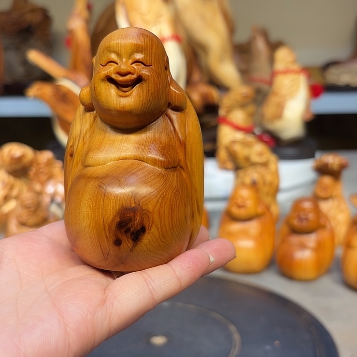 柏木太行崖柏弥勒佛