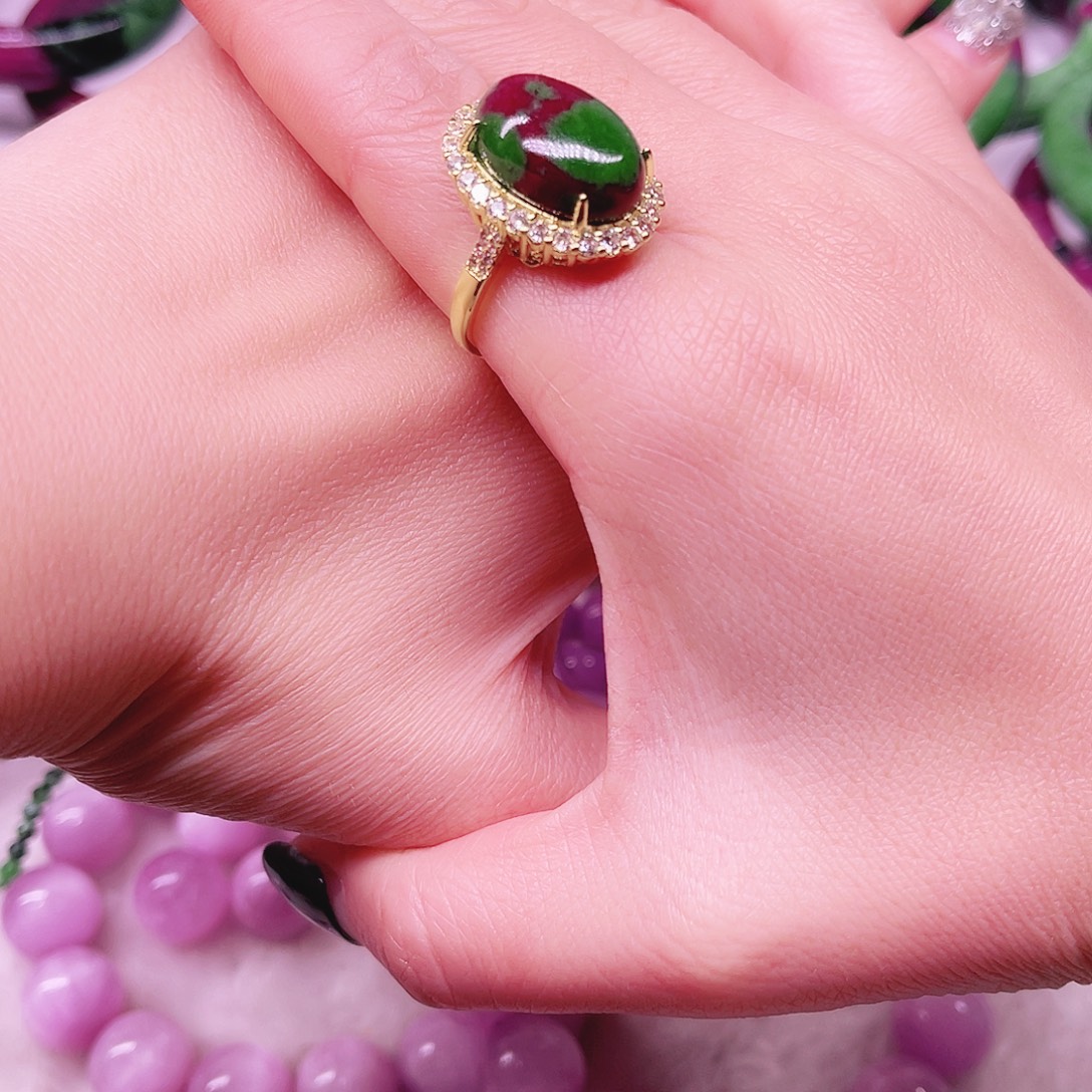 红宝石未镶嵌戒指