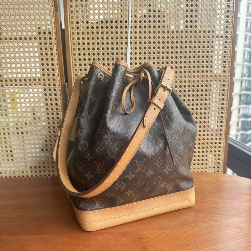 95新 LouisVuitton/路易威登 98新大号noe老花水桶包S95127014