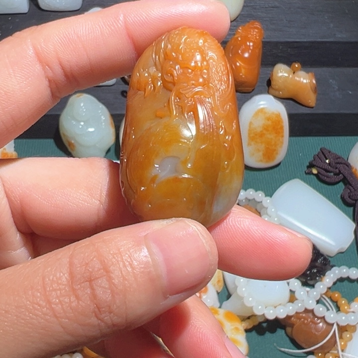 和田玉挂件未镶嵌小*豆