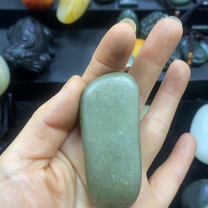 未镶嵌和田玉（糖玉）挂件