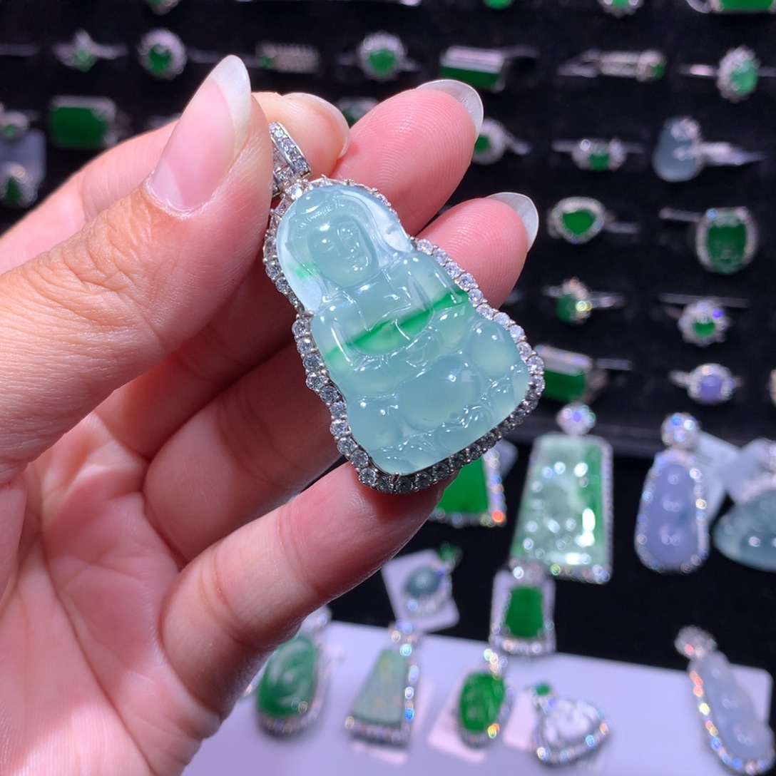 翡翠银S925镶嵌颈饰翡翠