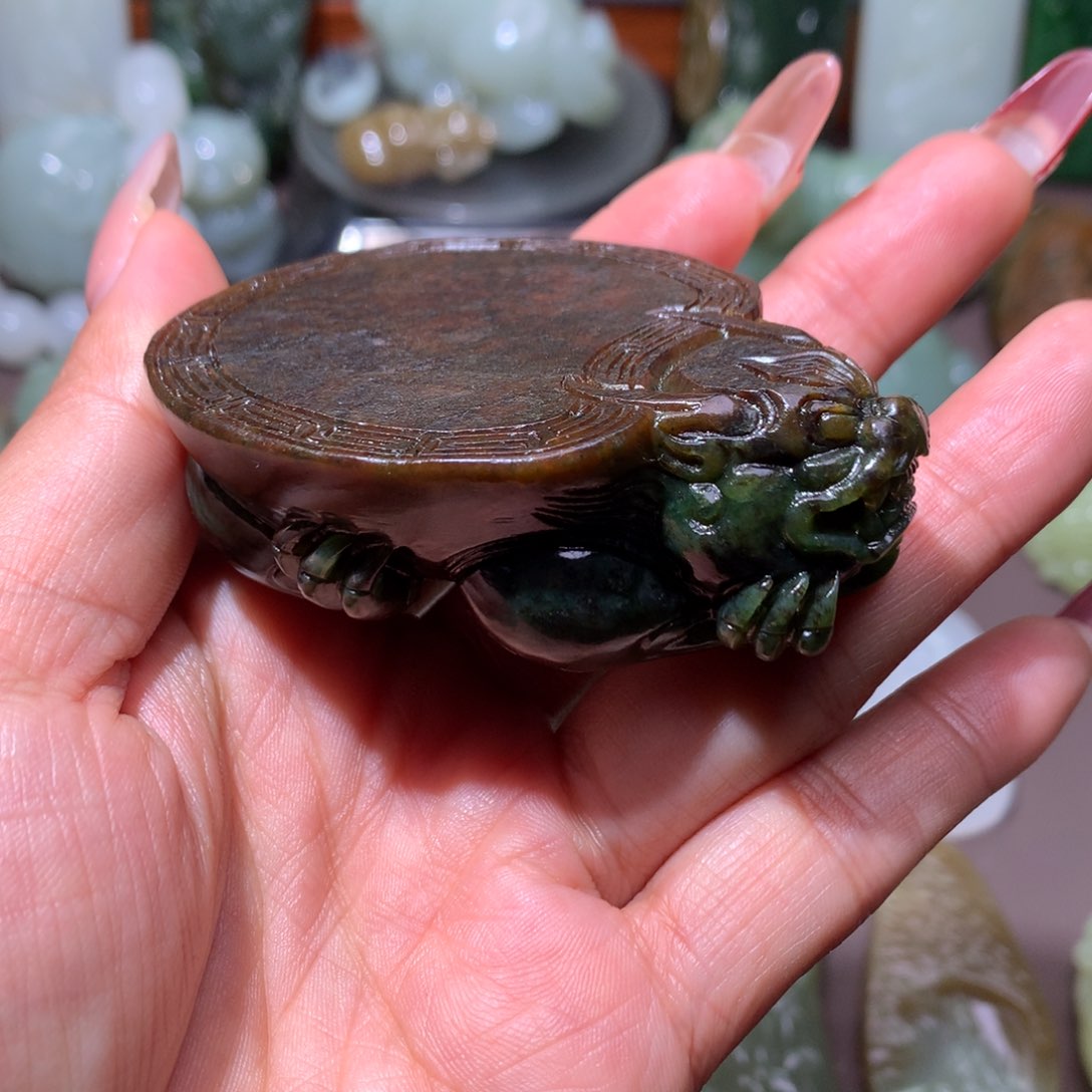 颈饰未镶嵌和田玉彼**年