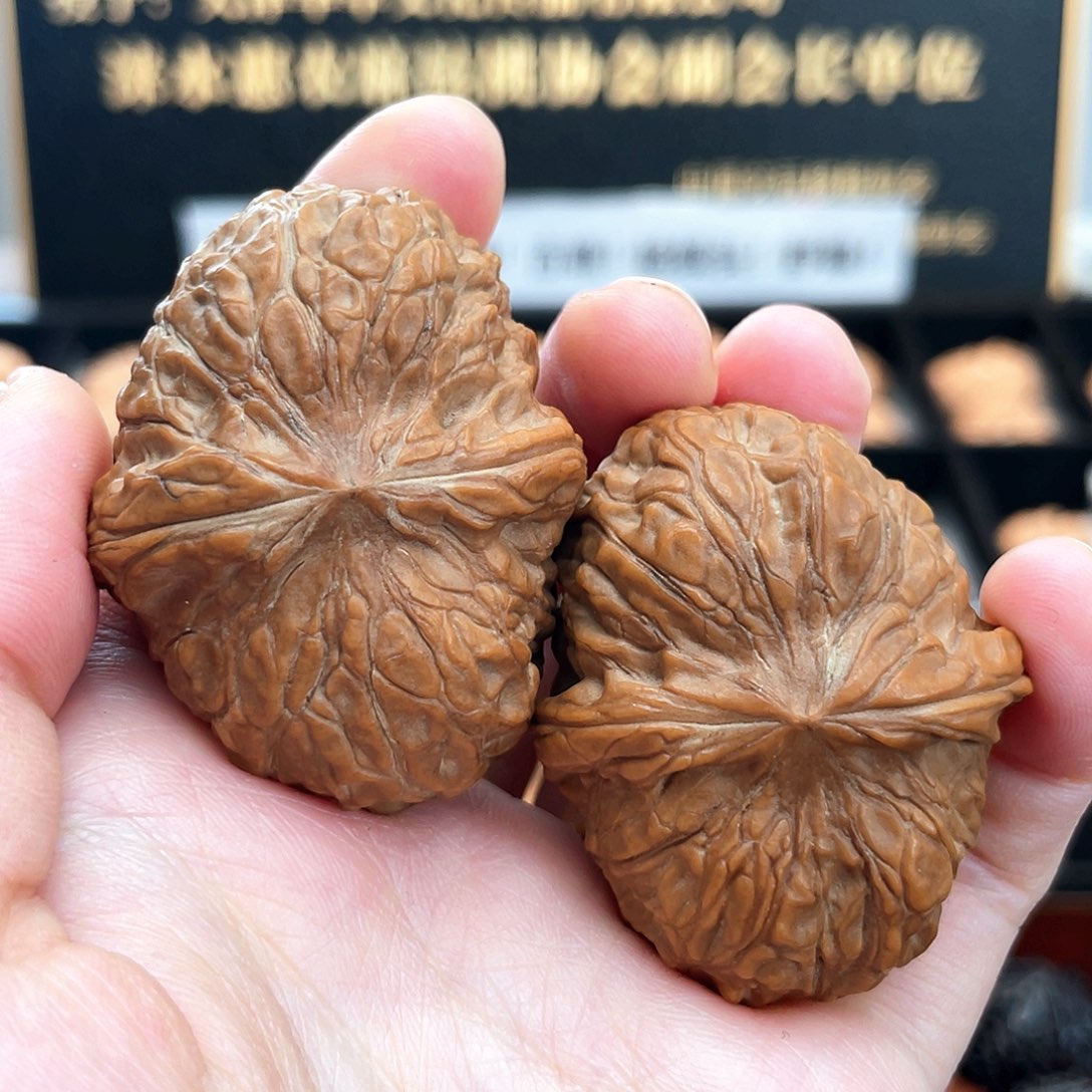把件文玩核桃异形猪腰子南瓜墩37S1全品假一赔十
