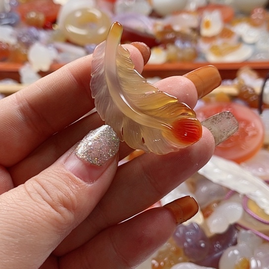 玛瑙/玉髓吊坠(赠链)未镶嵌随*