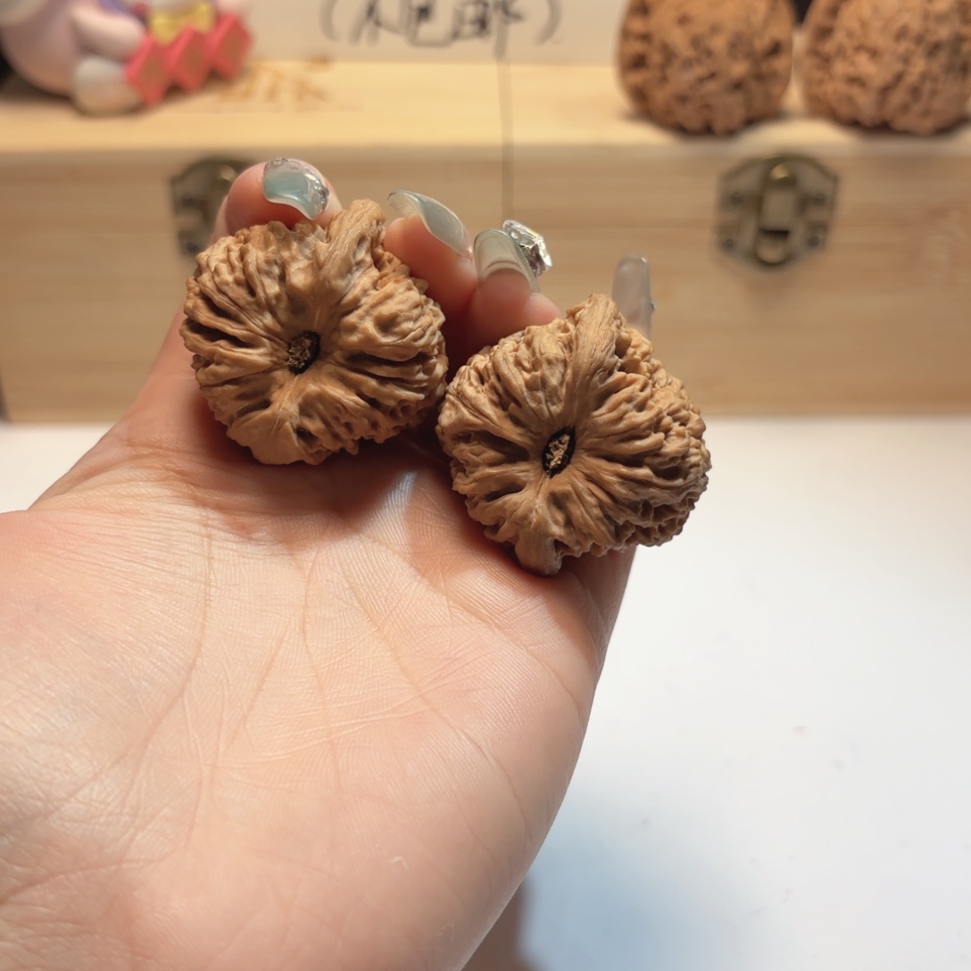 粉***孩吊坠文玩核桃25号链接