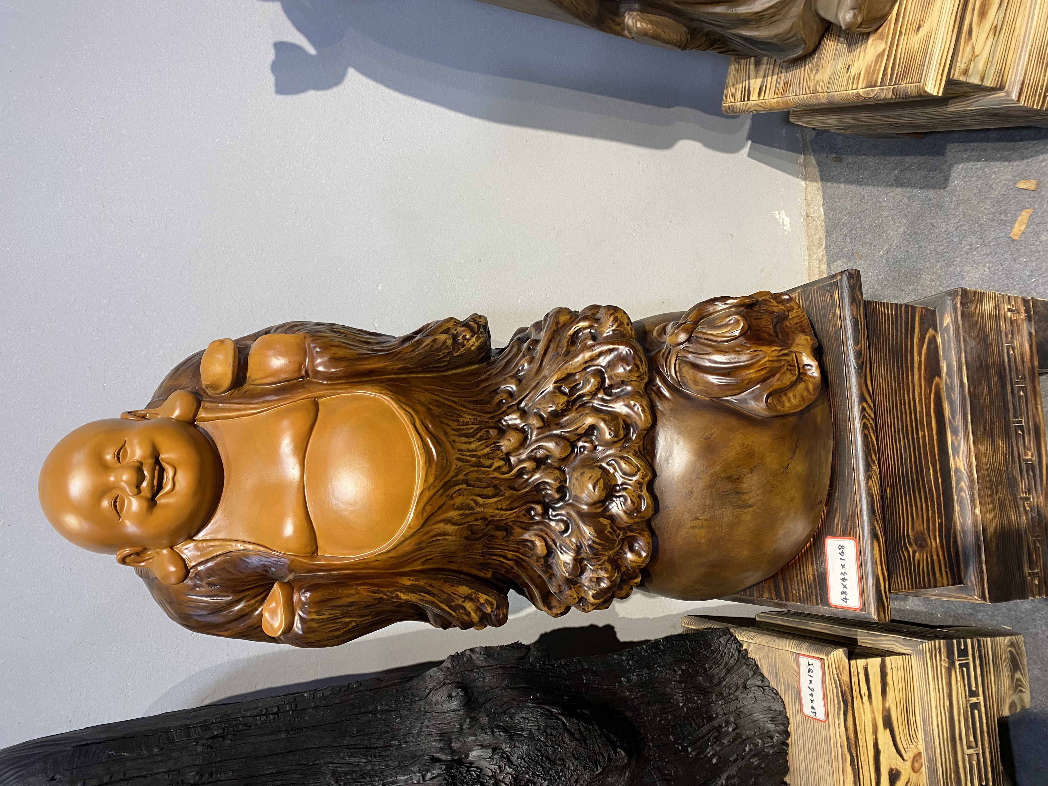 香樟木整木整雕弥勒佛，吉祥如意。规格:48*43*148