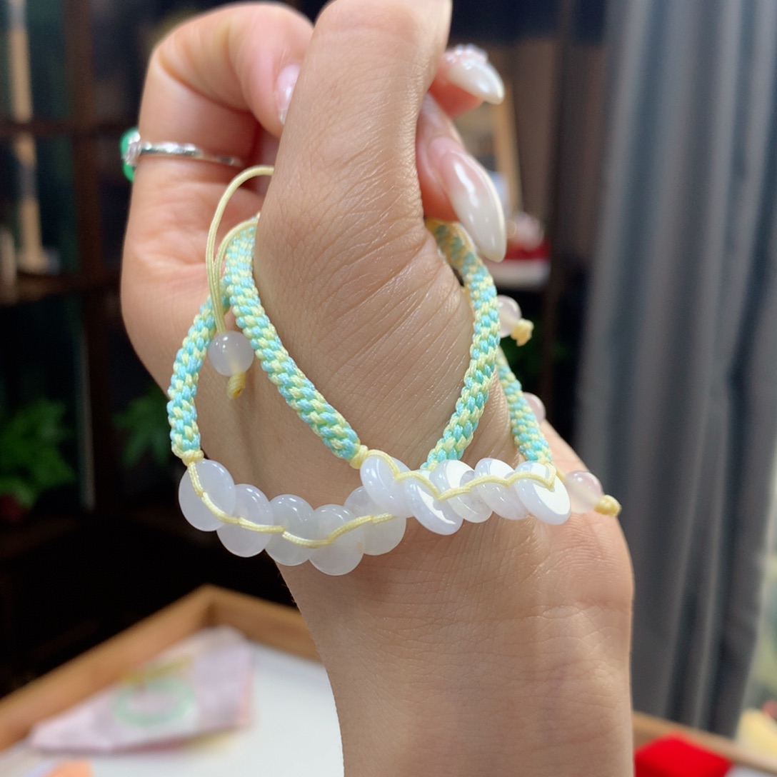 未镶嵌手链翡翠多样性发一