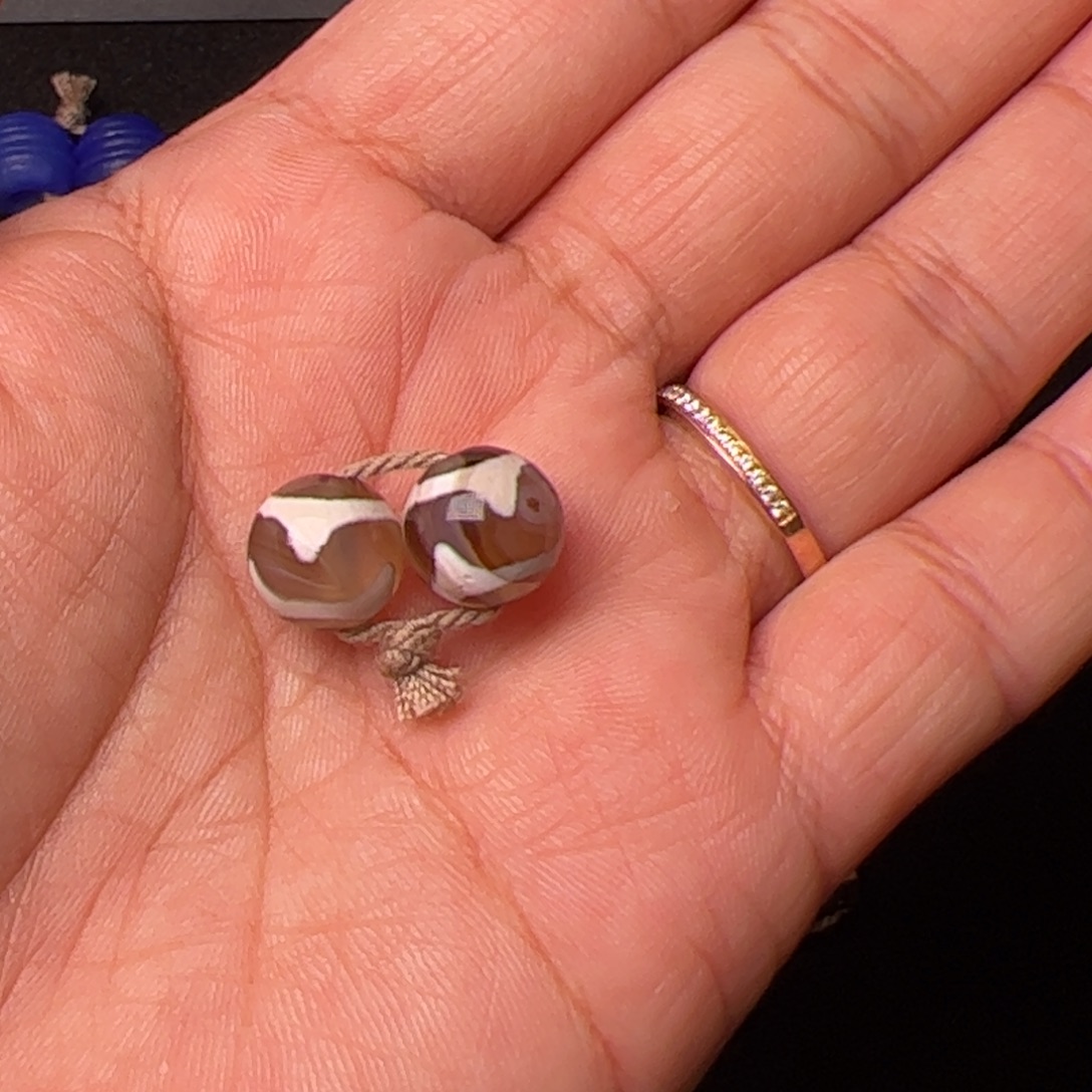 王***i玛瑙/玉髓未镶嵌配饰