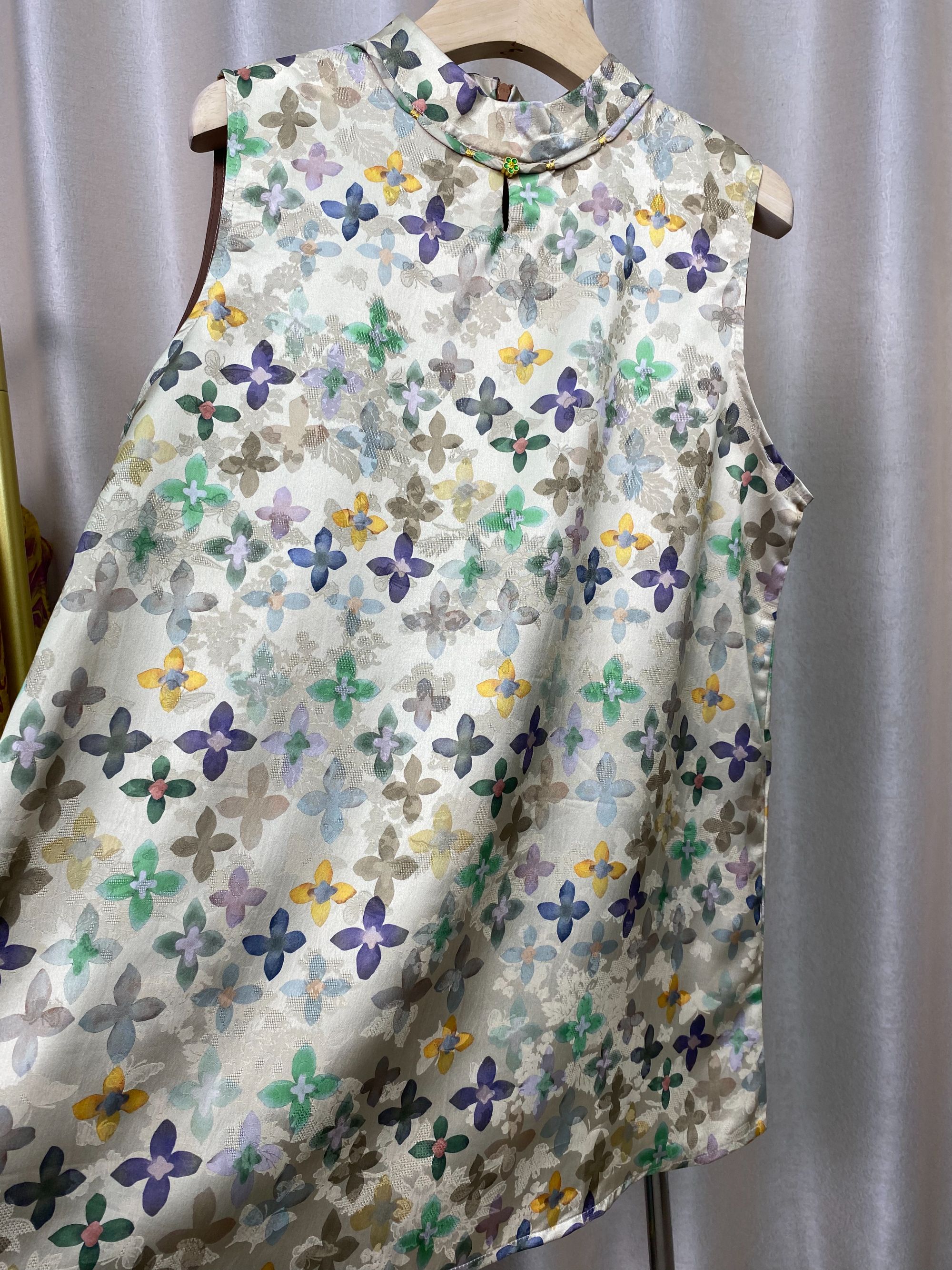 【春山 奥黛】新中式气质时尚显瘦立领斜襟提花手工盘扣长款小衫046