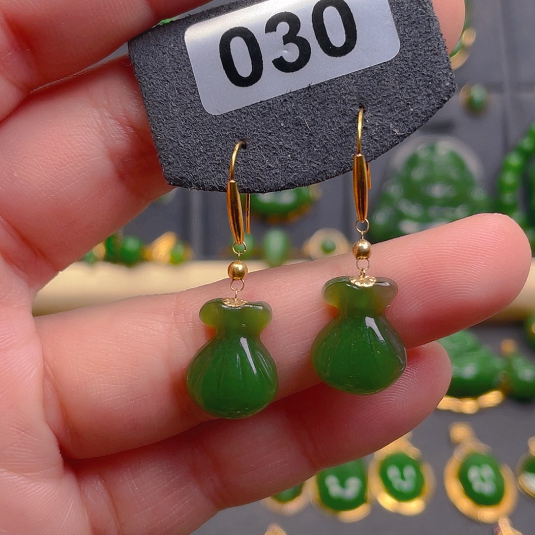 和田玉耳饰18K金镶嵌030