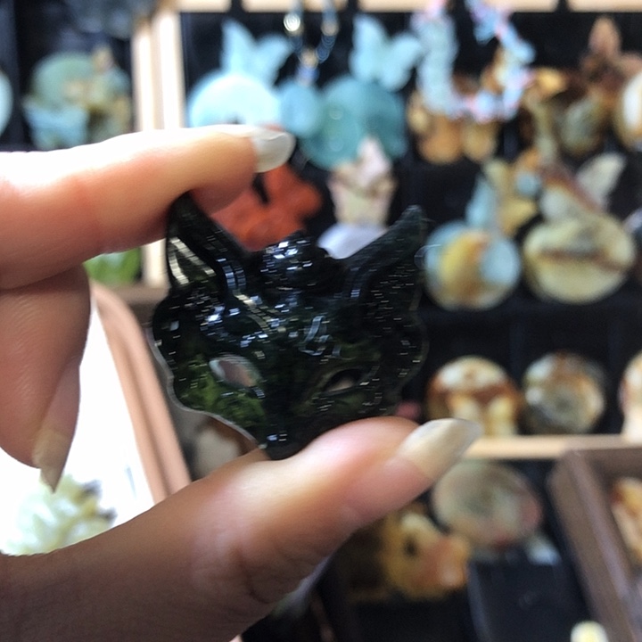岫玉未镶嵌岫玉挂件