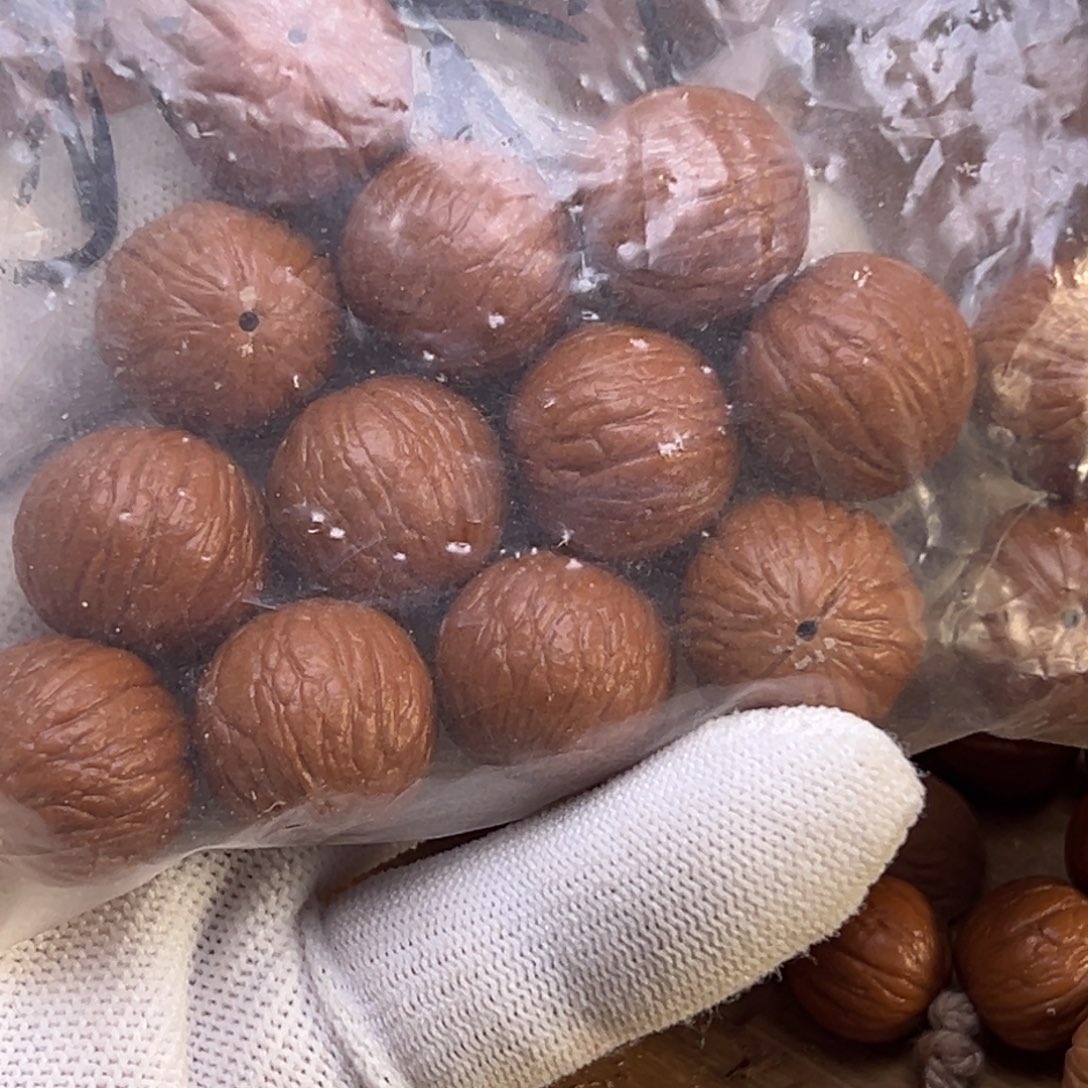 W***o吊坠猴头核桃原皮聚宝盆19精卡➕20三通